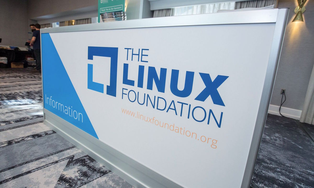 Traducen el curso de Introducción a Linux de edX al castellano